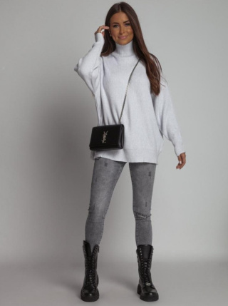 Sweter oversize z golfem szary