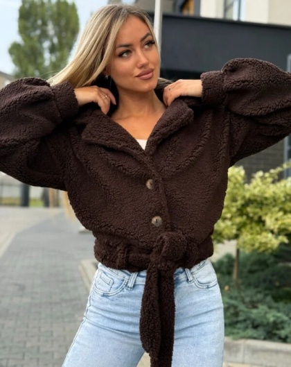 Krótkie futerko brązowe